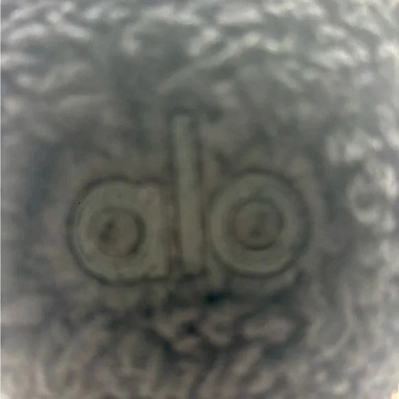 ALO Yoga Sherpa Earmuffs - Black, New Without Tags - Picture 4 of 6